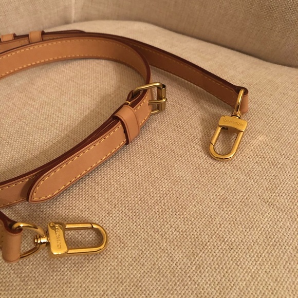 Louis Vuitton Speedy Bandouliere 30 in Damier Azur - Picture 13 of 17